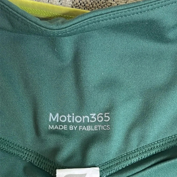 💚 Fabletics Motion 365 Boost PowerHold High-Waisted 7/8 Leggings - Picture 8 of 10